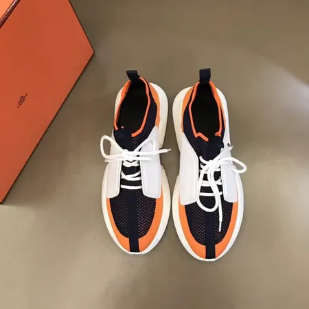 エルメス スニーカー