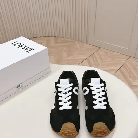 ロエベ カジュアルシューズ