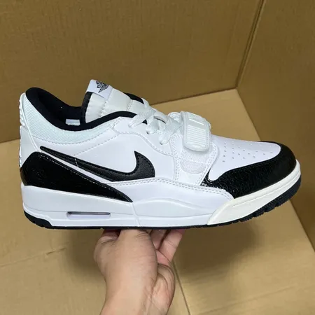 エアジョーダン スニーカー