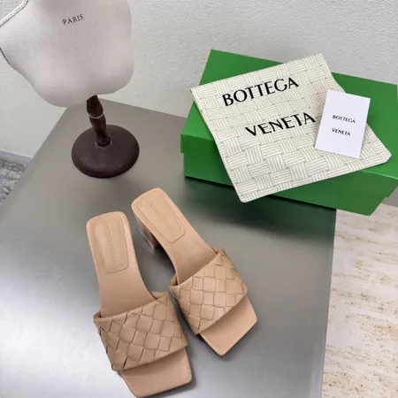 ボッテガ ヴェネタ スリッパ