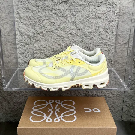 ロエベ スニーカー