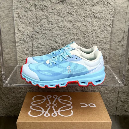 ロエベ スニーカー