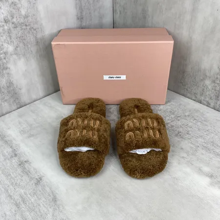 ミュウミュウ スリッパ