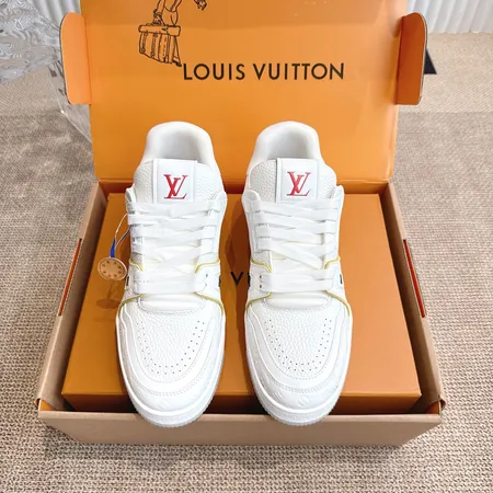 ルイヴィトン スニーカー