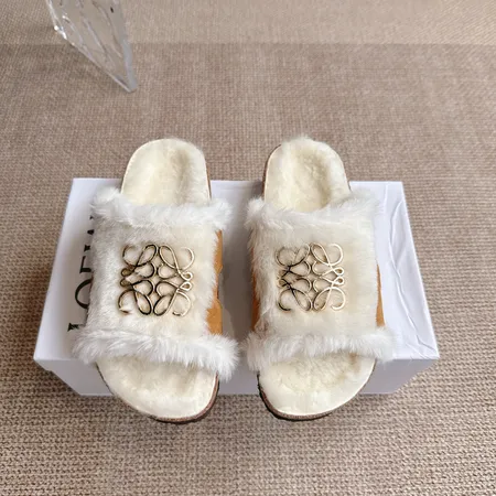 ロエベ スリッパ