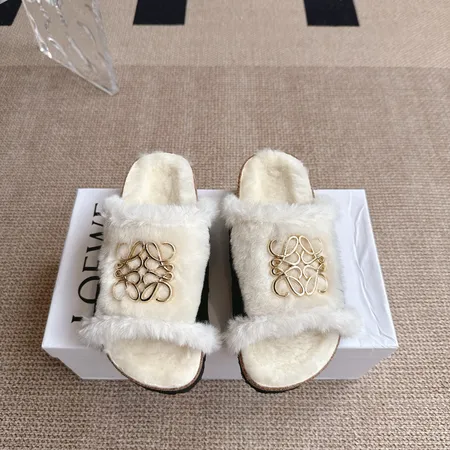 ロエベ スリッパ