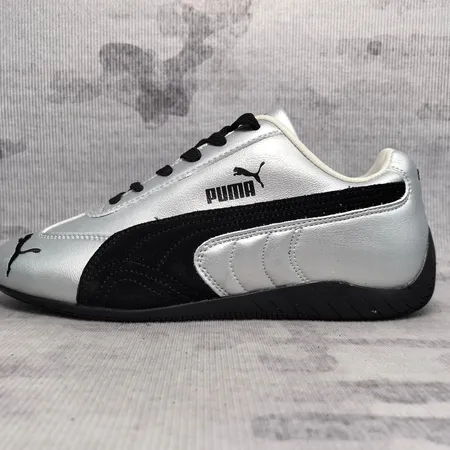 プーマ カジュアルシューズ