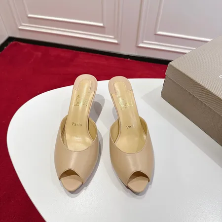 クリスチャン・ルブタン サンダル