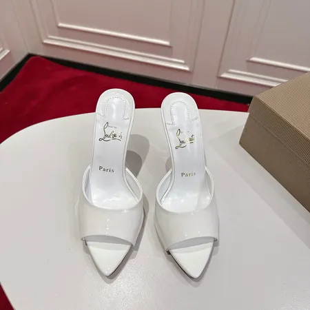 クリスチャン・ルブタン サンダル