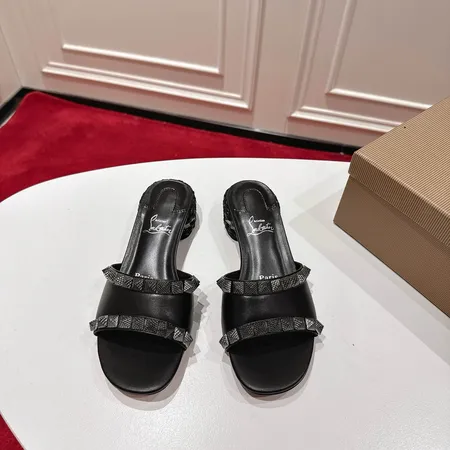 クリスチャン・ルブタン スリッパ