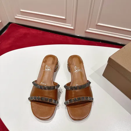 クリスチャン・ルブタン スリッパ