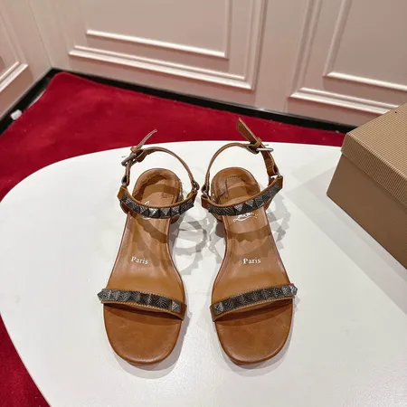 クリスチャン・ルブタン サンダル