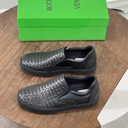 ボッテガ ヴェネタ カジュアルシューズ
