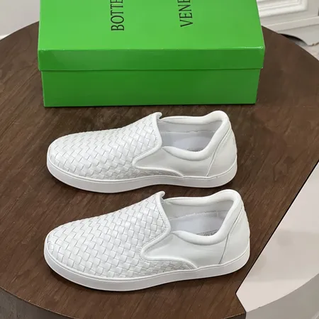 ボッテガ ヴェネタ カジュアルシューズ