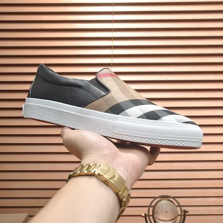 バーバリー ス カジュアルシューズ