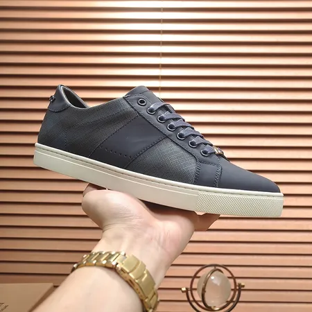 バーバリー ス カジュアルシューズ