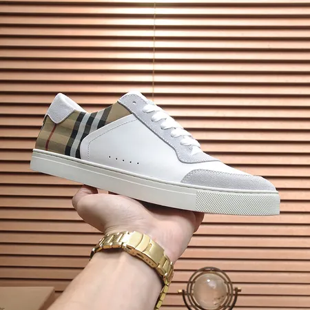 バーバリー ス カジュアルシューズ