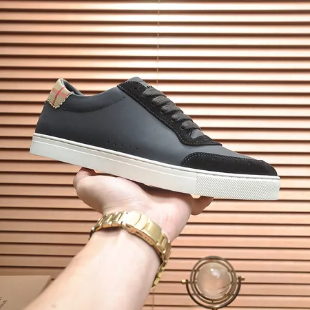 バーバリー ス カジュアルシューズ