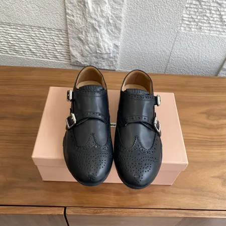 ミュウミュウ カジュアルシューズ