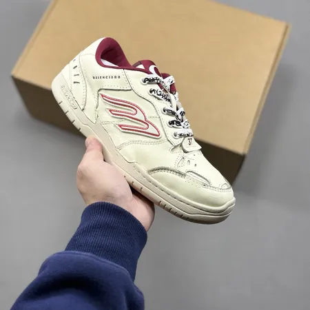 バレンシアガ カジュアルシューズ