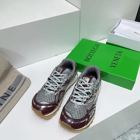 ボッテガ ヴェネタ スニーカー