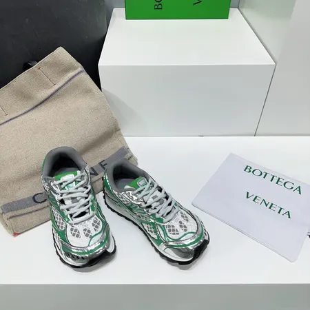 ボッテガ ヴェネタ スニーカー