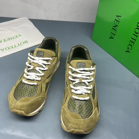 ボッテガ ヴェネタ スニーカー