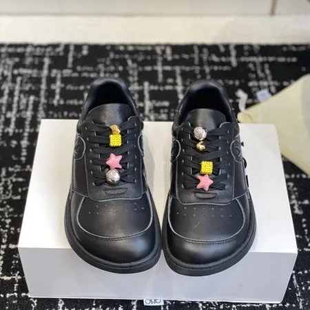 ロエベ カジュアルシューズ