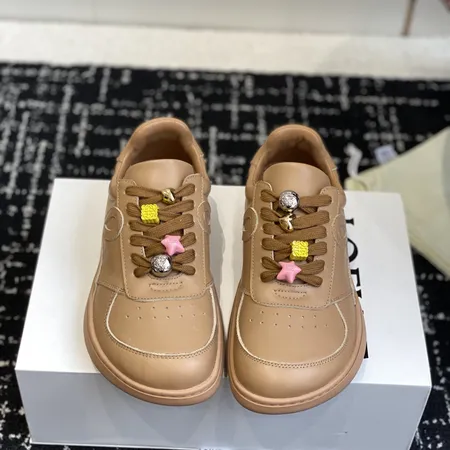 ロエベ カジュアルシューズ