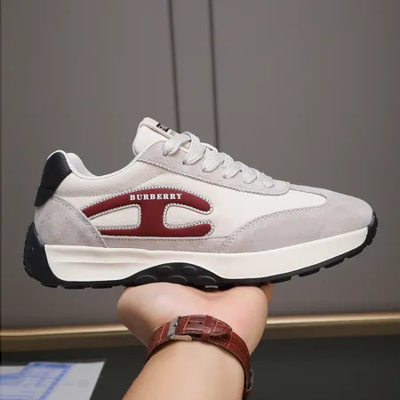 バーバリー ス カジュアルシューズ