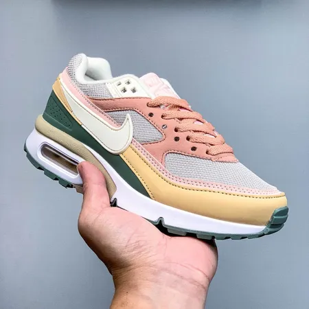 ナイキ スニーカー