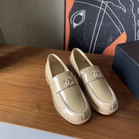 シャネル カジュアルシューズ