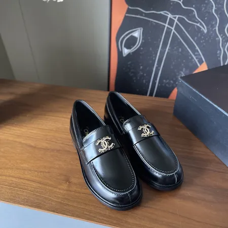 シャネル カジュアルシューズ
