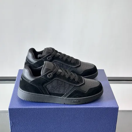 ディオール カジュアルシューズ