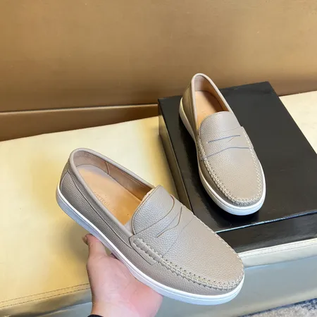 ボッテガ ヴェネタ カジュアルシューズ