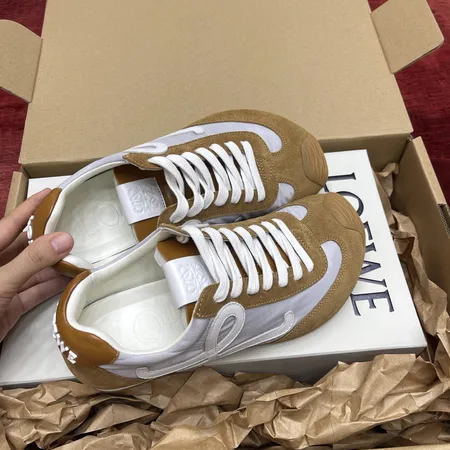 ロエベ カジュアルシューズ