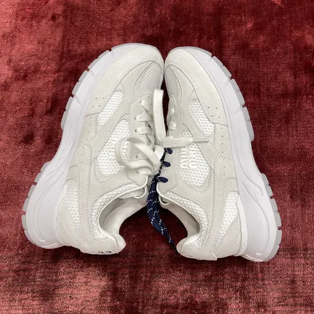 ミュウミュウ カジュアルシューズ