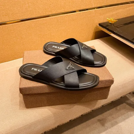 プラダ スリッパ