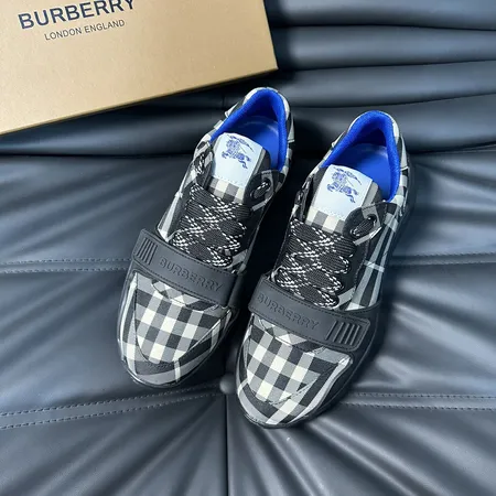 バーバリー ス カジュアルシューズ