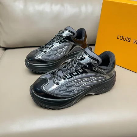 ルイヴィトン スニーカー