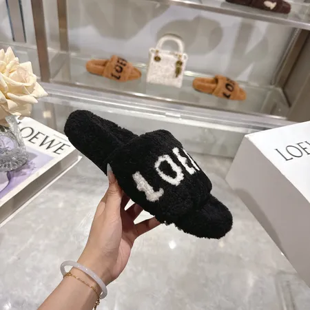 ロエベ スリッパ