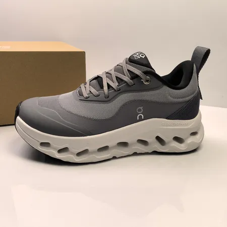 ロエベ スニーカー