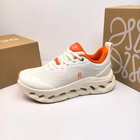 ロエベ スニーカー