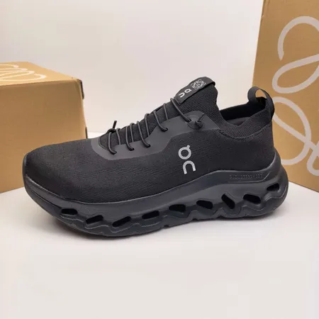 ロエベ スニーカー