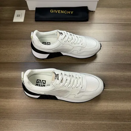 ジバンシィ カジュアルシューズ