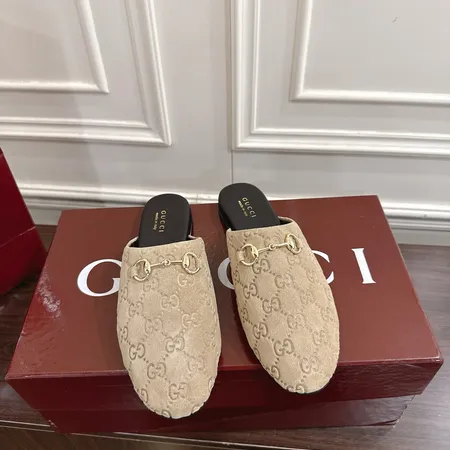 グッチ スリッパ
