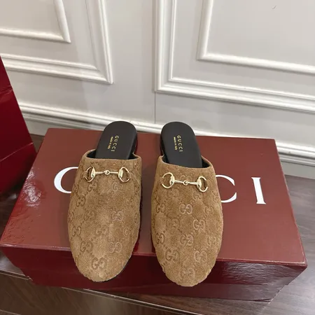グッチ スリッパ
