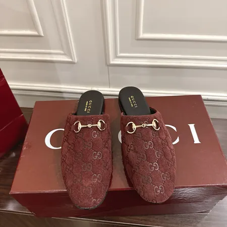 グッチ スリッパ