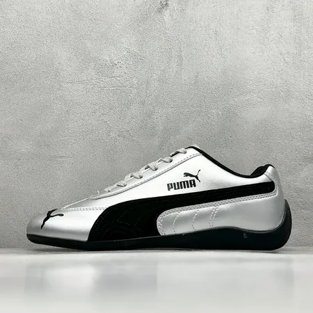 プーマ カジュアルシューズ