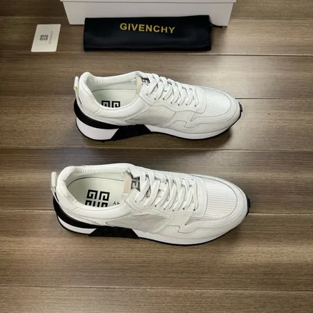 ジバンシィ カジュアルシューズ